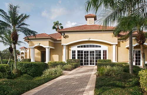 Port Saint Lucie Condo | Great 1BD resort condo in Port Lucie with great amenities including pool