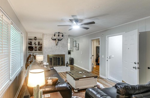 Vidalia House | Great for Groups! Pet-Friendly Getaway in Vidalia