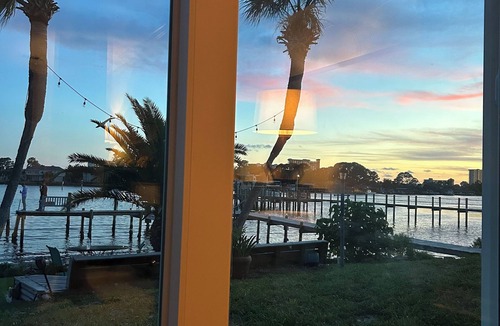 Thomas Drive Condo | Ground level 2-bedroom condo with WiFi in wonderful location Panama City Beach