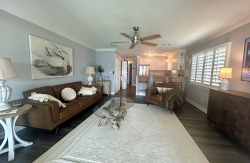 Thomas Drive Condo | Ground level 2-bedroom condo with WiFi in wonderful location Panama City Beach