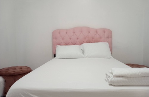Newport House | Groups, chic, close to NYC, Jersey City downtown and Hoboken