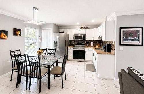 Citrus Park Apartment | Guest Apartment 2B 1B by Citrus Park mall area