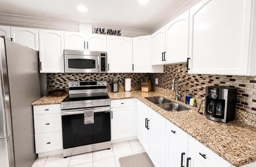 Citrus Park Apartment | Guest Apartment 2B 1B by Citrus Park mall area