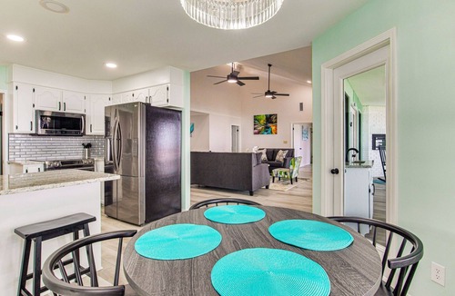 Gulf Breeze House | Gulf Breeze Bayfront Bliss - Private Dock - Sleeps 12 - Pet-Friendly with Views