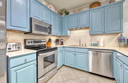 Gulf Place House | Gulf Place 30A! Walk to Beach! Pools! Tennis Court!
