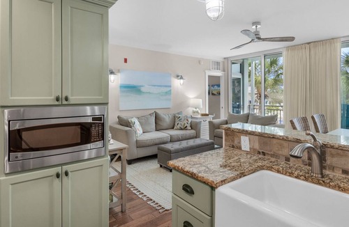 Gulf Place Condo | Gulf Place Unit w/Gulf Views & Amazing Amenities + Free Attraction Tickets!