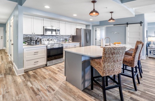 Mexico Beach Condo | Gulf view, three bedroom, two bath condo in Mexico Beach.