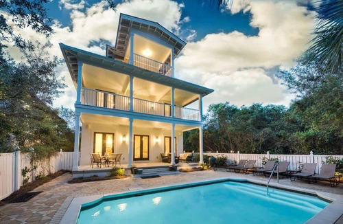 Seawatch House | Gulf Views-Private Heated Pool-5 bikes included!