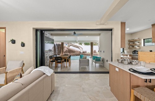 Crystal Beach Villa | Gulf views, Saltwater lagoon & waterfall, Beach@2min walk, Firepit, Golf Cart, Elevator