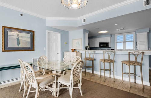 Pensacola Beach Condo | 🏝️Gulf Views-Steps2Beach-HUGE Balcony-Pool-Tennis-3BR Santa Rosa Towers 1202