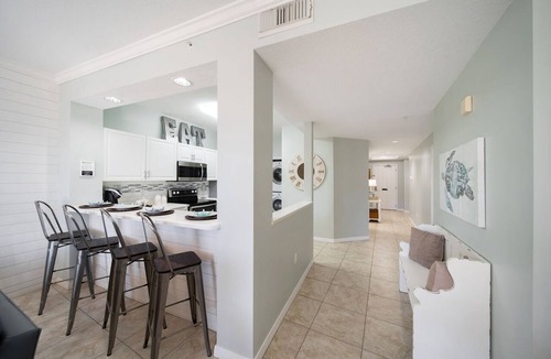 Fort Walton Beach Condo | Gulfside 210 ~ Gulf & Pool Views ~ Destin West!