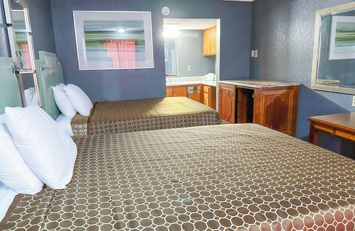 Hahira Hotel | Hahira Inn By OYO near Valdosta