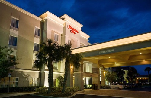 Titusville Hotel | Hampton Inn Titusville/I-95 Kennedy Space Center