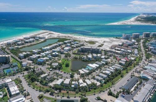 Holiday Isle House | Happy Days At Destin Pointe Resort
