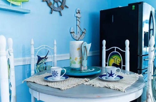 Woodlawn House | Happy OURS 206–Pool Near Beach–Sleeps 6