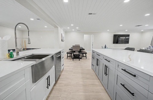 Port Richey House | Harbor Island