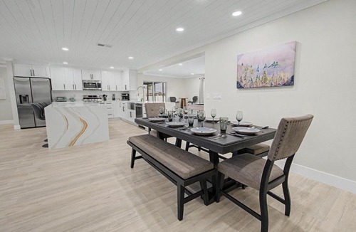 Port Richey House | Harbor Island