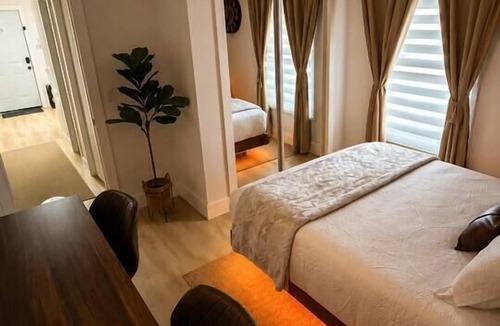 Greater Palm River Point CDC House | Havana Retreat | Luxury Ybor-Inspired Studio