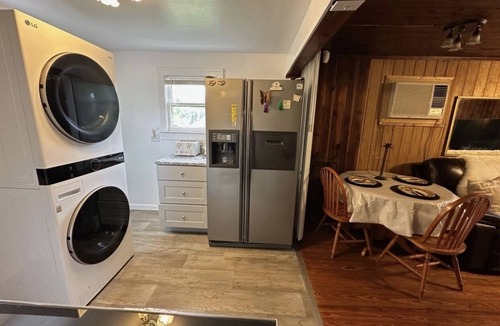 Englewood House | Have a Great Awesome Stay at Stylish Fully Upgrade 2BR 1 Bath Duplex House!