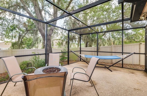 Tavares House | Heart of Lake County! Family Escape w/Lanai, Pool