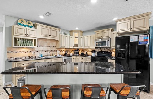 El Centro Beach House | Heart of PCB! Walk to White Sandy Beaches, Spacious Family 3BR