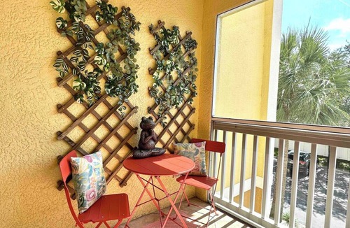 Seminole House | Heated Pool - Beach 5min Drive - Gated Complex - Grill