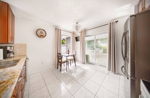 Park East House | Heated Pool Family Retreat Near Sarasota Beaches 5 Minutes from Downton