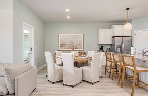 Port St. Joe House | Heated Pool ▪︎ Golf Cart ▪︎ Beach Gear《 Family Home in Port St. Joe