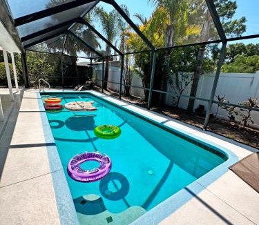 Oakford Park House | Heated Pool! Paradise in Midtown Tampa 3B2B