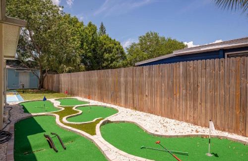 Largo House | Heated Pool Playground Mini Golf Sports Court
