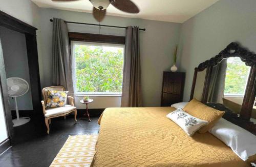 Coral Way House | Heavenly Suite in Little Havana Free Parking
