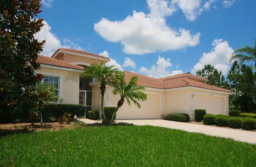 Sarasota Villa | Heritage Oaks, Partee On