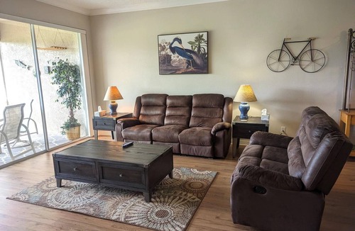 Sarasota Villa | Heritage Oaks Villa Overlooking Golf Course In Gated Community