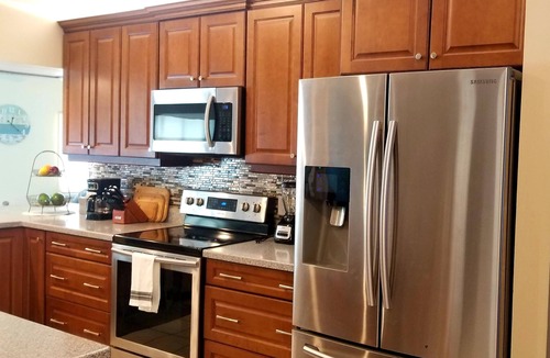 Port Saint Lucie House | Hidden Treasure with Large Heated Pool near Boat Park 3bd/2ba