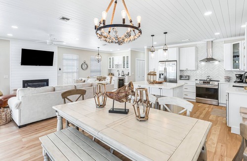 Laguna Beach Estates House | High Tide - Gulf-Front Escape, West End PCB, Sleeps 16