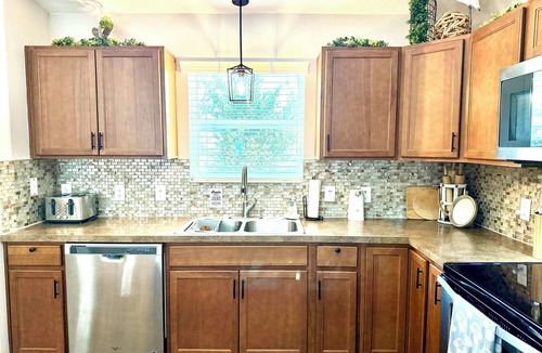 Candler House | High Tides - 3/2 w/Golf Cart & Grill in The Village of Country Club Hills