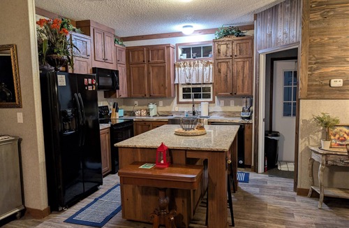 Putnam Hall House | Highland Cow Sanctuary Farmhouse Stay