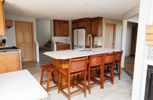Rome City House | Hilltop Haven 3BR Lakefront Escape – Private Island, Hot Tub, Kayaks, Pool Table