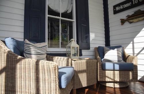 Village Green House | Historic cottage on tree lined Washington Street - Pet Friendly! Fenced yard