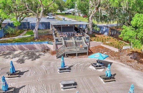 Candler House | Historic Lake Weir Bungalow - Pets Welcome