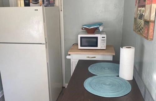 Valdosta Apartment | Historic Renovated Studio Apt w kitchen 2ndFl