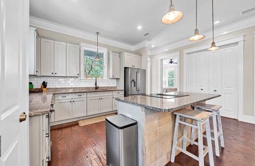 Seacrest House | Holiday 30A at Magnolia Cottages
