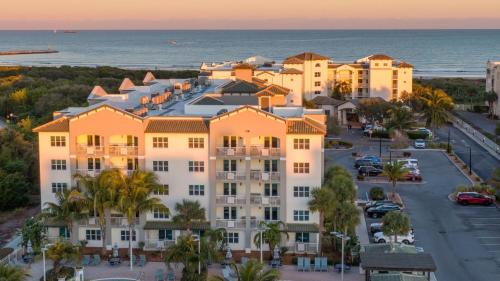Port Canaveral Resort | Holiday Inn Club Vacations Cape Canaveral Beach Resort