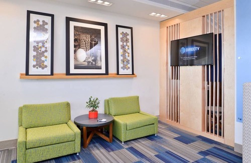 Ruskin Hotel | Holiday Inn Express & Suites Ruskin, an IHG Hotel