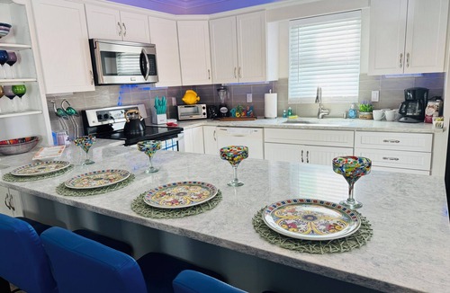 Floridana Beach House | Holiday Promotions! Oceanfront Paradise —Spacious 6-Bedroom Home for 3 Families!