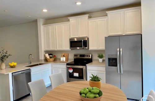 Ocala House | Home away from Home at Ocala!
