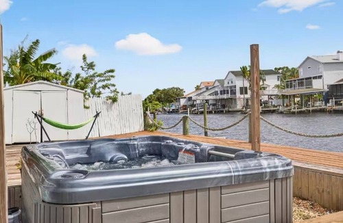 Forest Hills House | Home away from home, Entire home in Holiday, Florida