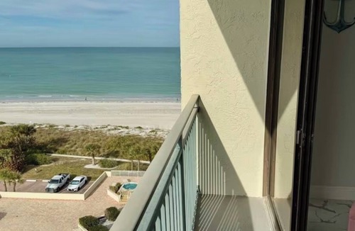 Sand Key Condo | Home away from home on the Beach