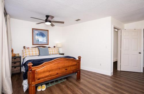 Florahome House | Home on George's Lake