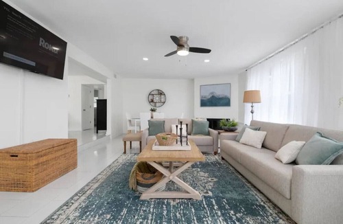 Riverview Estates House | Home with heated pool & Fenced Yard by Siesta Key!